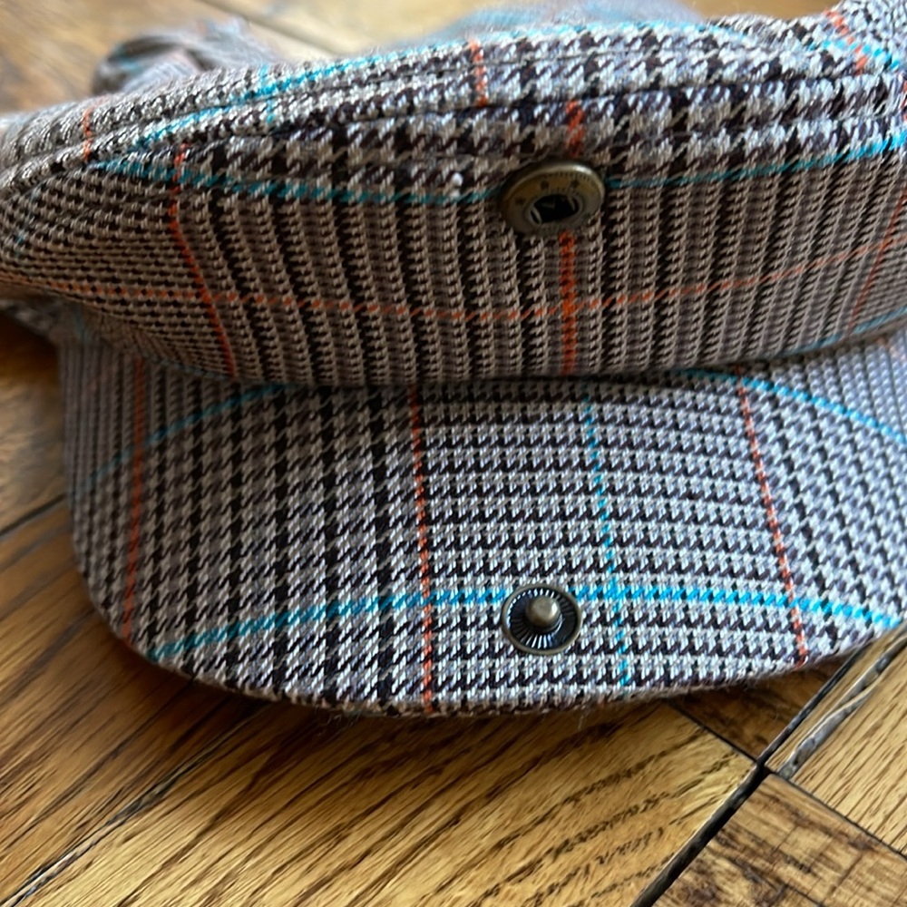 Plaid DRIVER CAP - Picture 8 of 10
